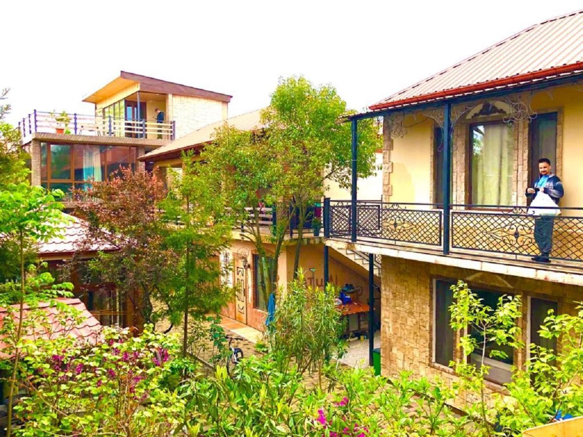 Batumi Wonderland Guest House Exterior foto