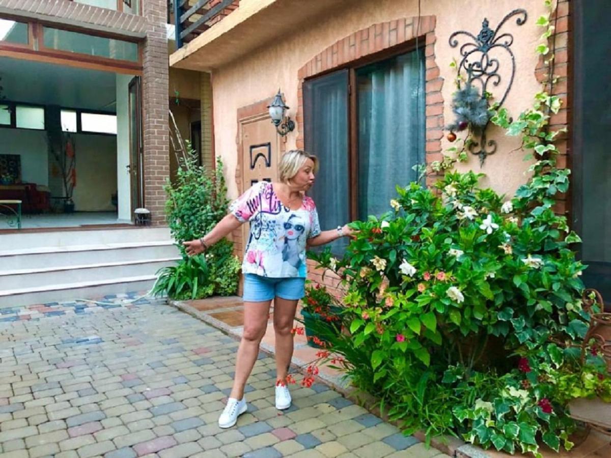 Batumi Wonderland Guest House Exterior foto