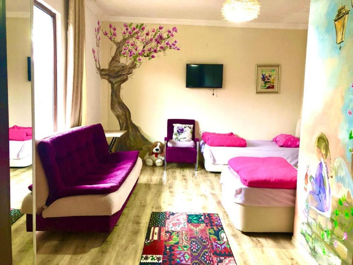 Batumi Wonderland Guest House Exterior foto