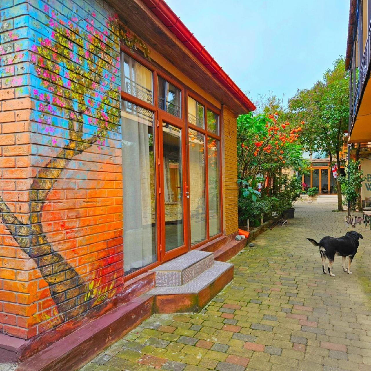 Batumi Wonderland Guest House Exterior foto